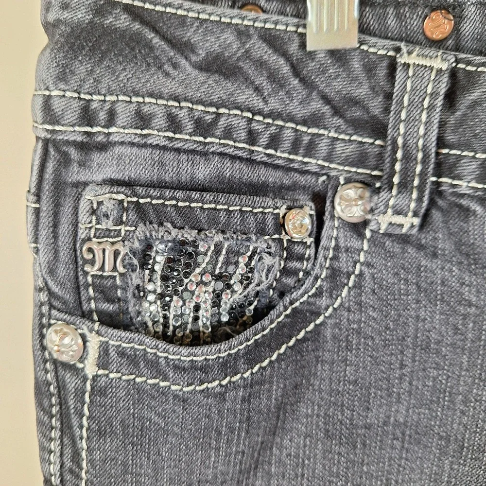 Miss Me Bootcut Black Denim Studded Bling Gem Flap Pockets‎ 30   JP535184